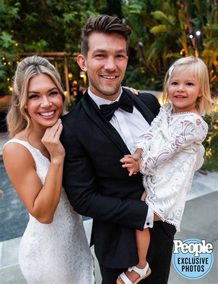 'Bachelor in Paradise' Star Krystal Nielson Is Engaged to Miles Bowles