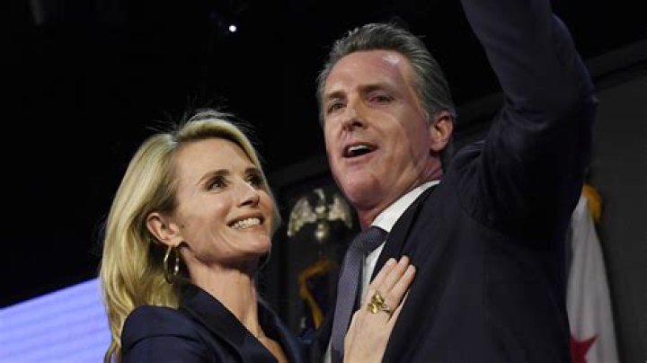 40th Governor of California, Gavin Newsom and his second wife, Jennifer Siebel Married Life