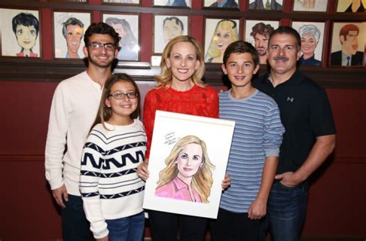 A walkthrough on Kevin Grandalski and Marlee Matlin married life! How much is their net worth?