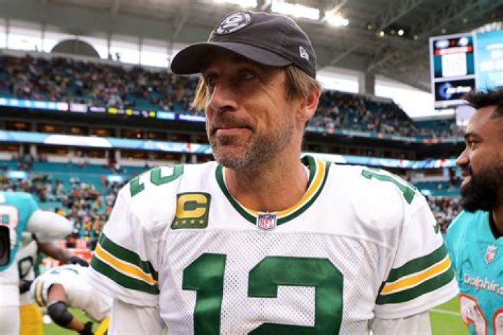 Aaron Rodgers is apparently ‘furious’ that the NFL revealed his lack of vaccination
