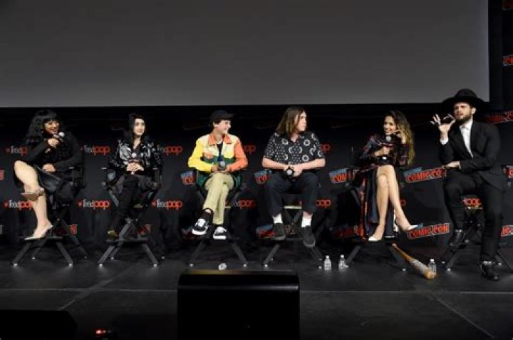 Alexa Mansour Net Worth - Wiki, Age, Weight and Height, Relationships, Family, and More