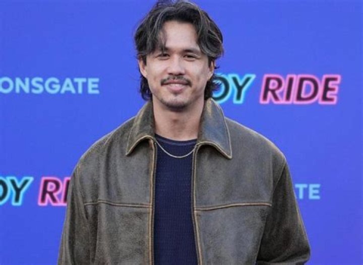 Alexander Hodge Wife: Is Married To Ava Luu? Dating History And Age Gap