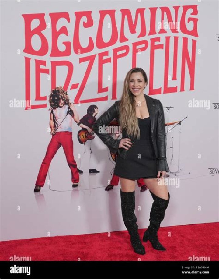 Allison Hagendorf Bio (Wiki) 