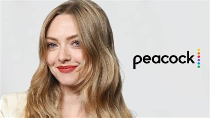 Amanda Seyfried to paparazzo who took inappropriate photos: ‘it’s up my skirt’