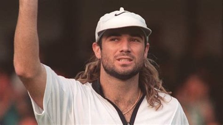 Andre Agassi tells Letterman about the mullet wig he wore while playing