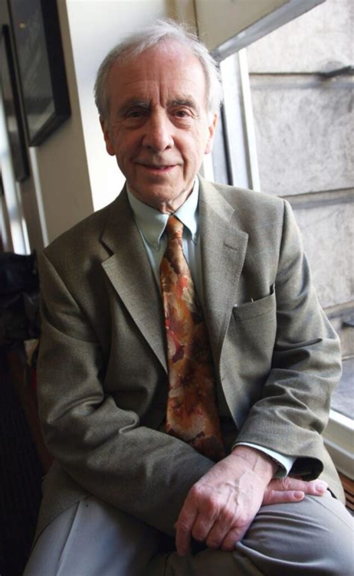 Andrew Sachs Net Worth - Wiki, Age, Weight and Height, Relationships, Family, and More