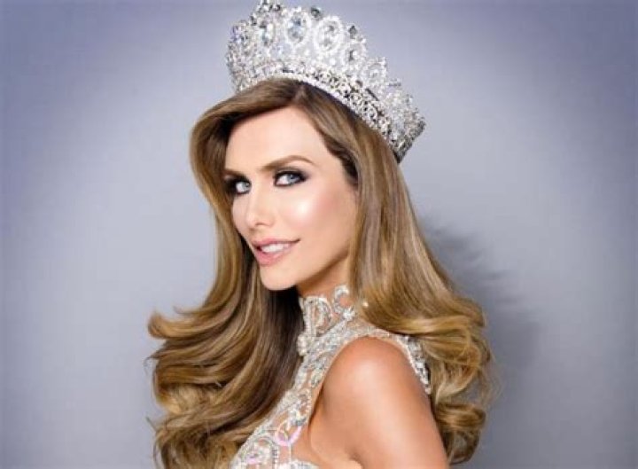 Angela Ponce Bio (Wiki) 