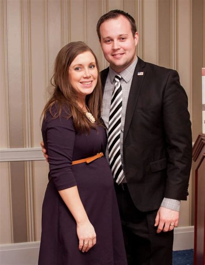 Anna Duggar is ‘standing by’ Josh Duggar: ‘She thinks Josh is innocent’