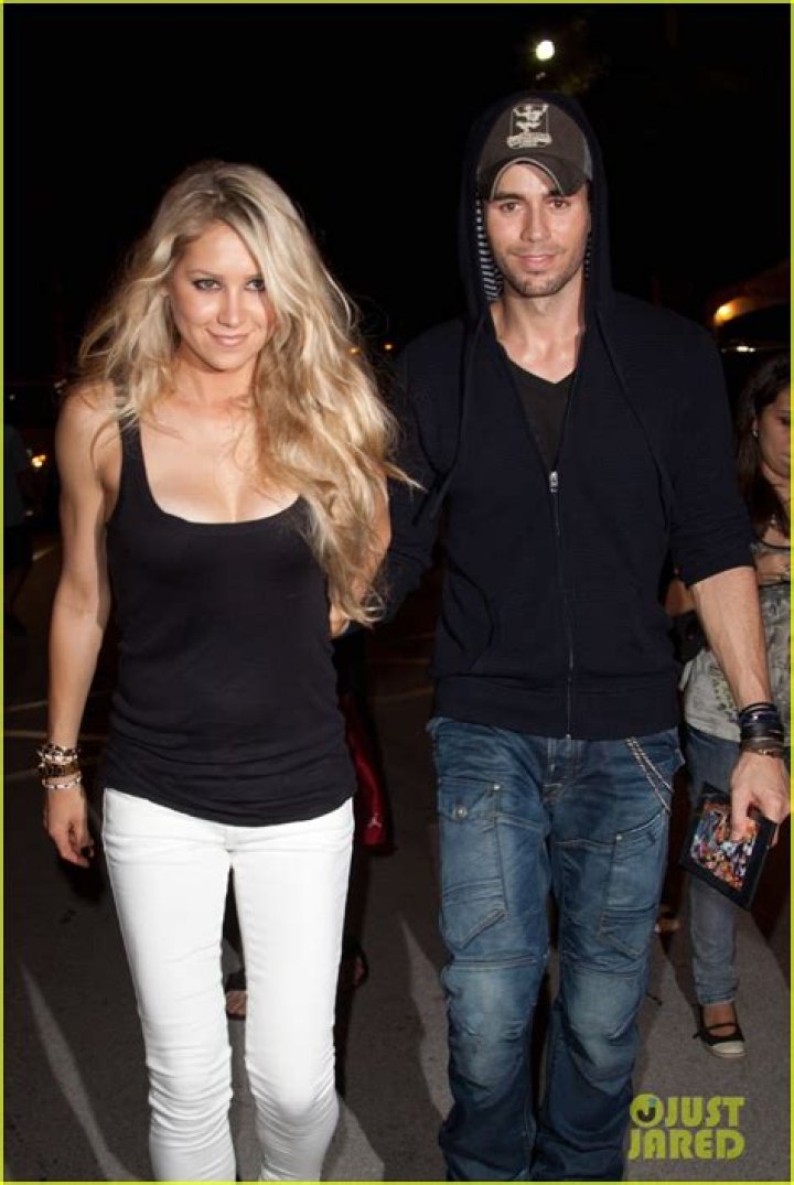 	Anna Kournikova & Enrique Iglesias secretly welcomed twins Nicholas & Lucy	