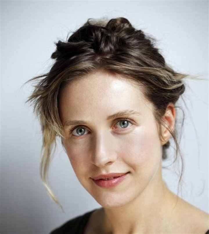 Antje Traue Partner – Is She Married? Age Family and Instagram