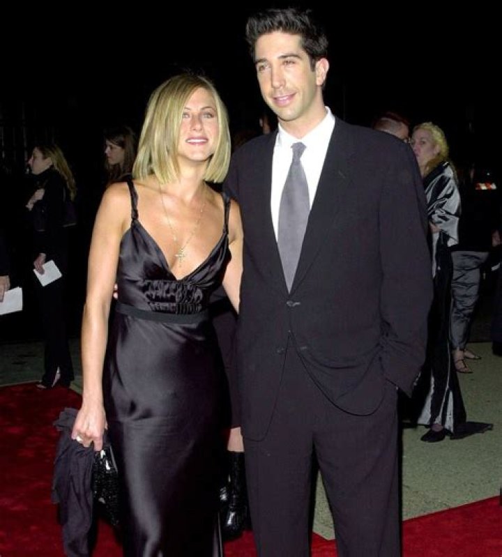 Are Jennifer Aniston & David Schwimmer quietly dating post-Friends reunion?