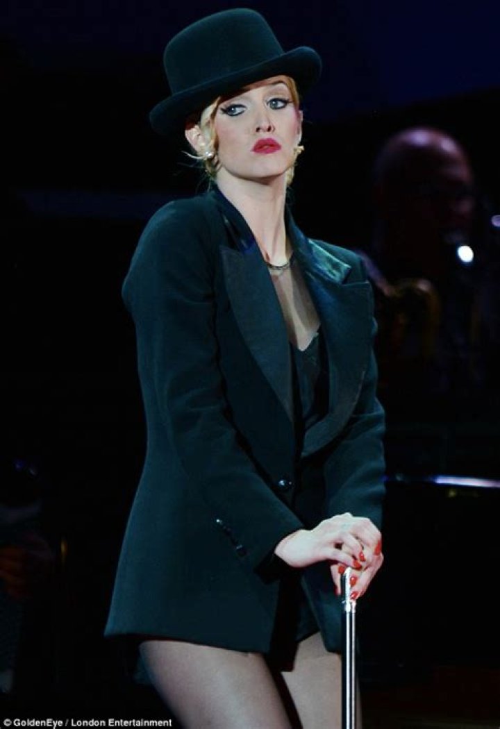 Ashlee Simpson in “Chicago”