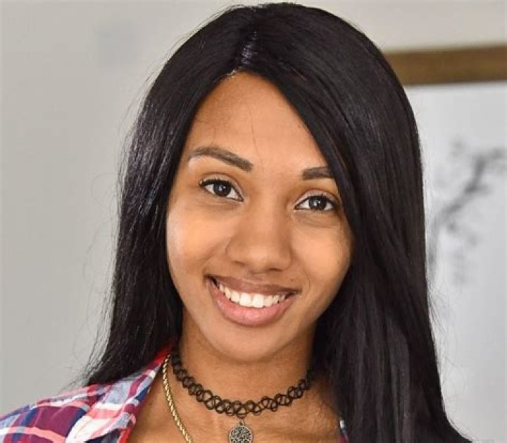 Avery Singer Bio (Wiki) 