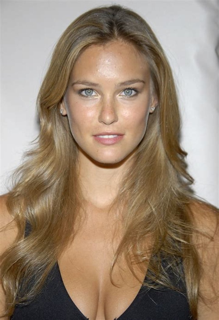 Bar Refaeli Bio (Wiki) 