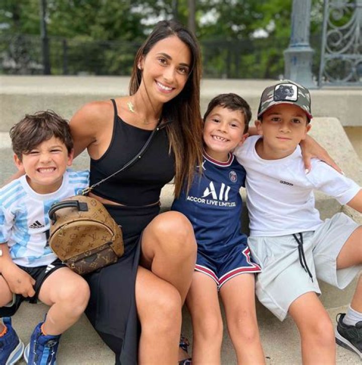 Barcelona legend, Lionel Messi and his wife Antonella Roccuzzo are expecting their third child as a son and also announced the name of their baby, Ciro