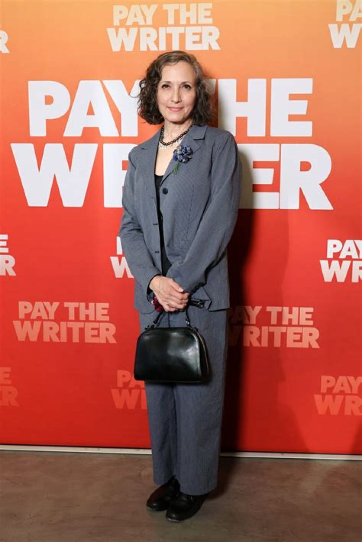 Bebe Neuwirth Net Worth - Wiki, Age, Weight and Height, Relationships, Family, and More