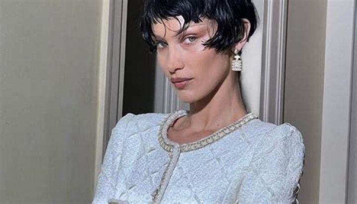 Bella Hadid Jewish Or Muslim – What Is Her Religion? Parents Ethnicity And Siblings