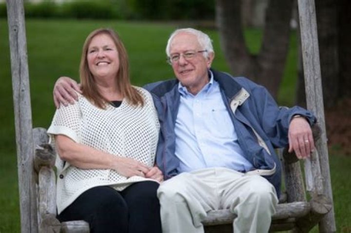 Bernard Sanders Relationship, Wife, Spouse, Divorce & Net Worth