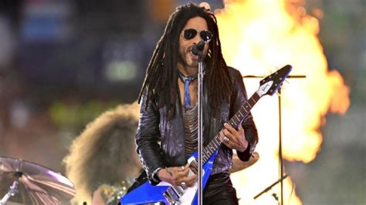 bitchy | Lenny Kravitz Performing Live At The Hydrogen Live Festival