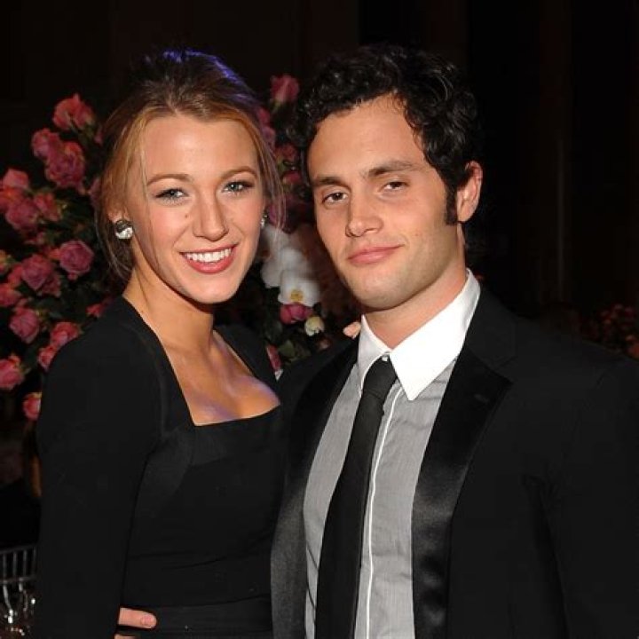 Blake Lively brags that she convinced boyfriend Penn Badgley he was adopted