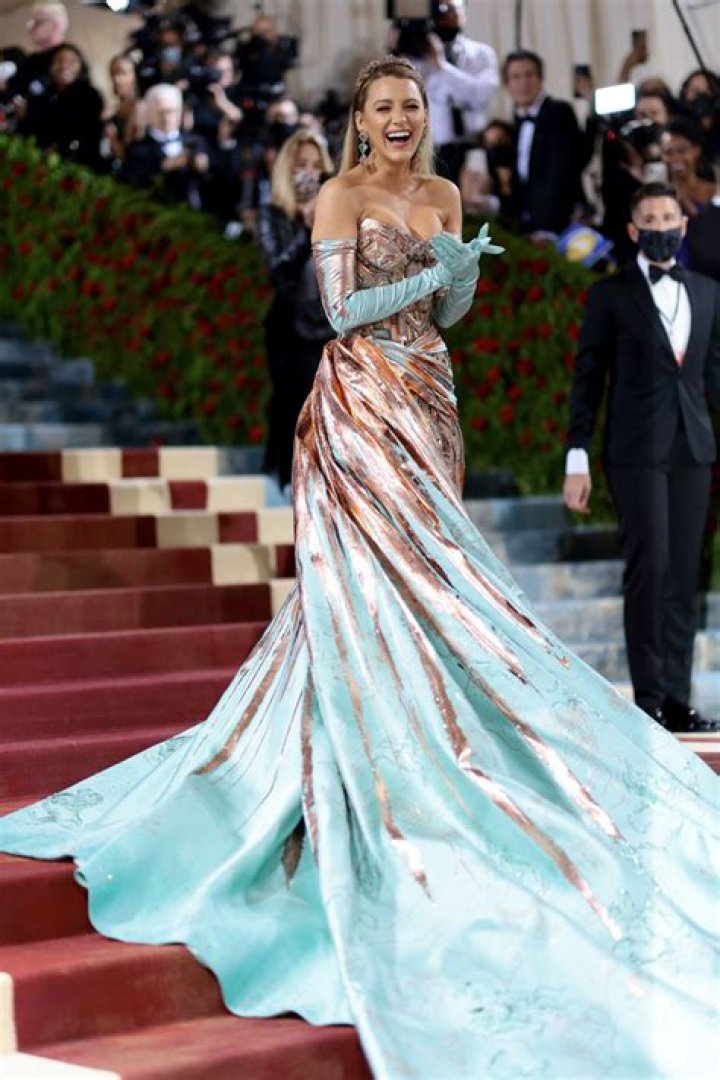 Blake Lively wore Versace to co-chair the 2022 Met Gala: ugh or fine?