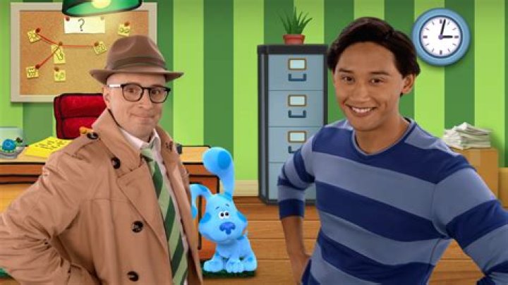 Blue Clues’s first host, Steve Burns, gives people closure and we have feelings