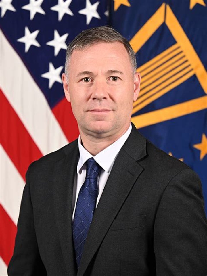 Brent Smith Bio (Wiki) 