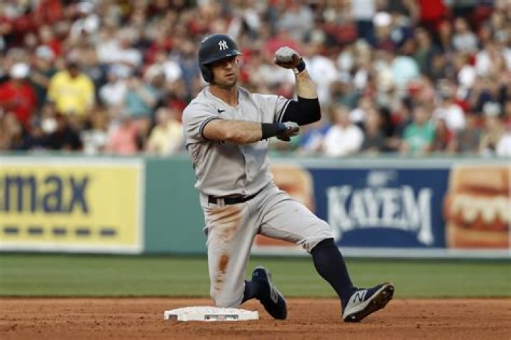 Brett Gardner Net Worth - Wiki, Age, Weight and Height, Relationships, Family, and More