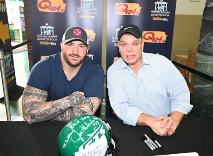 Brian Winters Net Worth - Wiki, Age, Weight and Height, Relationships, Family, and More