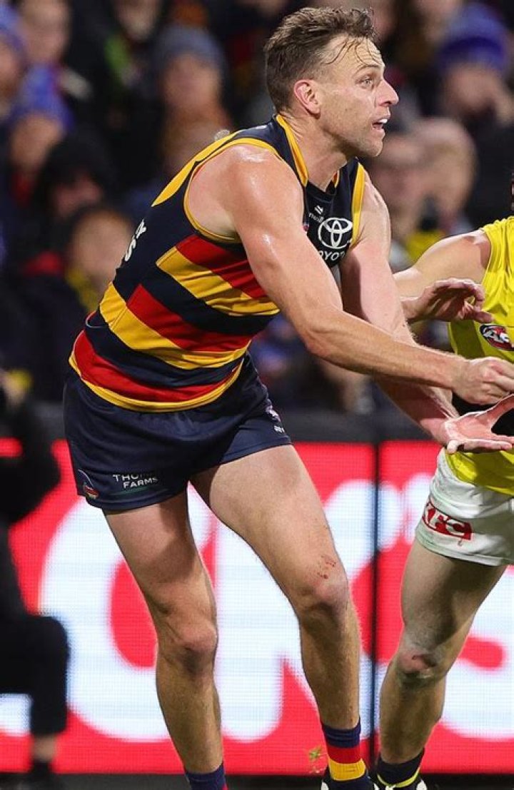 Brodie Smith Bio (Wiki) 