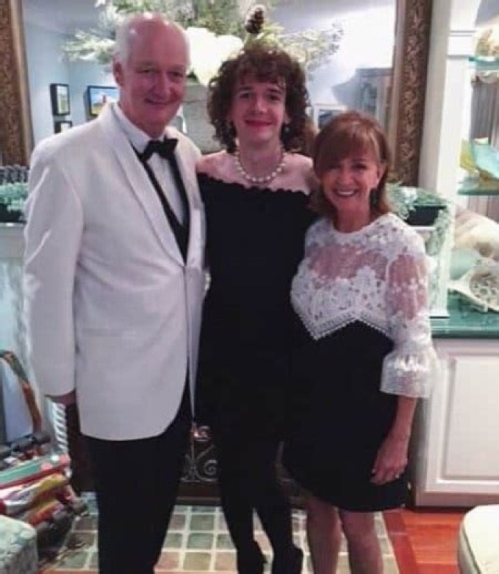 Canadian Actress, Debra McGrath and Her Husband, Colin Mochrie Have One Transgender Daughter