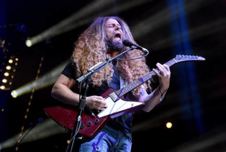 Claudio Sanchez Net Worth - Wiki, Age, Weight and Height, Relationships, Family, and More