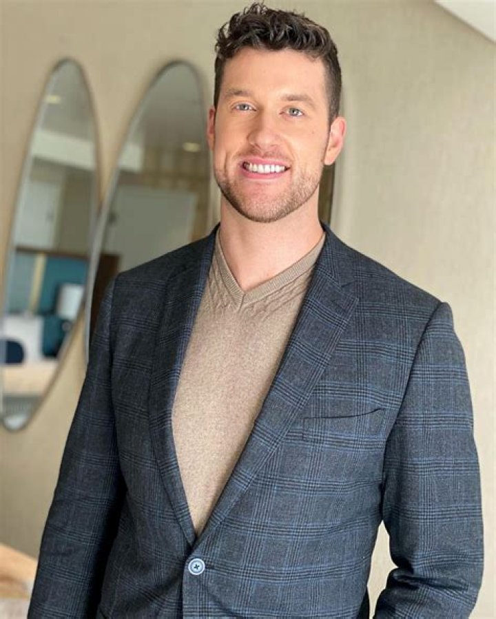 Clayton Echard Claims He Didn't Tell Everyone 'The Same Thing' in Fantasy Suites