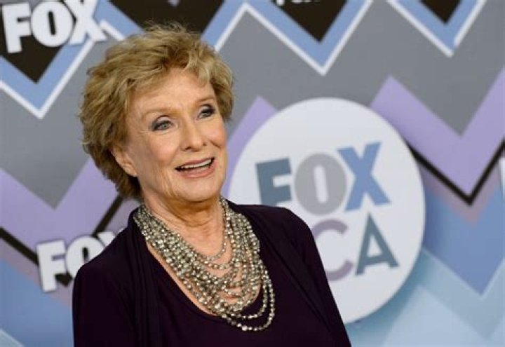 Cloris Leachman Net Worth - Wiki, Age, Weight and Height, Relationships, Family, and More