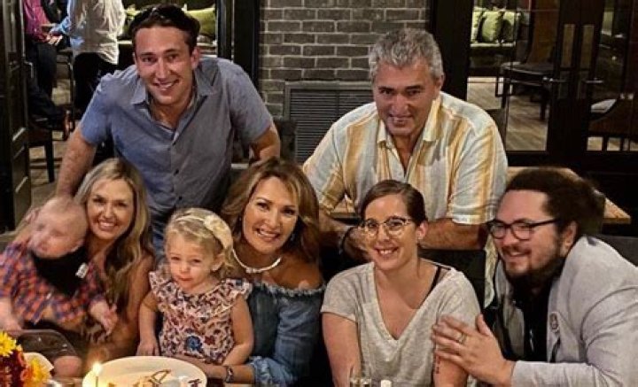 Colleen Lopez is enjoying her marital life with husband… Does she share baby with him or not?