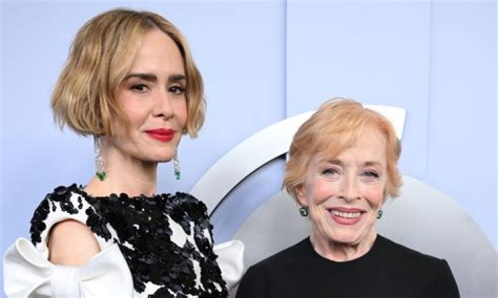 Could Sarah Paulson’s drunken meetup with Marcia Clark help win her an Emmy?