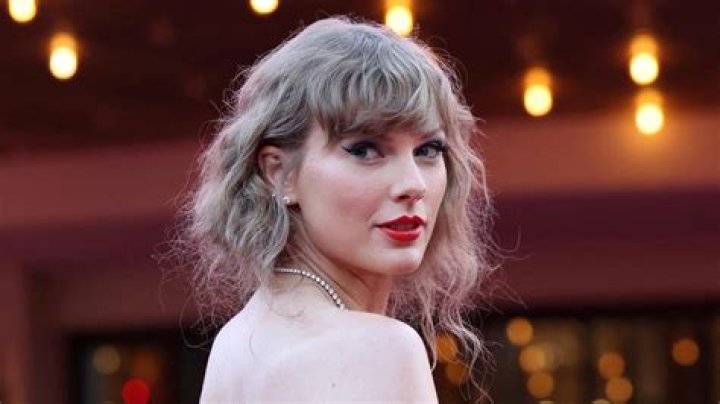Courtney Love says Taylor Swift 'is not important' in brutal confession