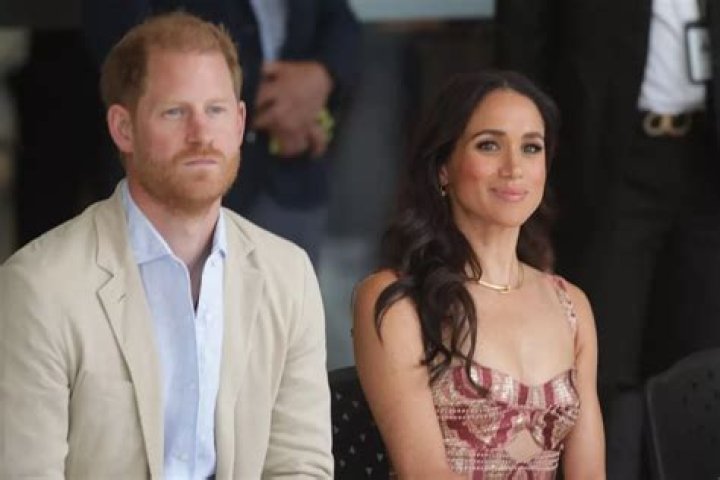 Daily Beast: Is Prince William ‘jealous’ of Meghan & Harry’s huge popularity?
