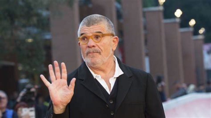 David Mamet: Men are predators, teachers are ‘inclined’ to pedophilia