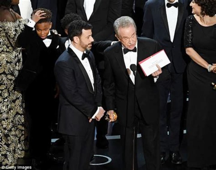 Don’t blame Warren Beatty for the Oscar mix-up, he got the wrong envelope