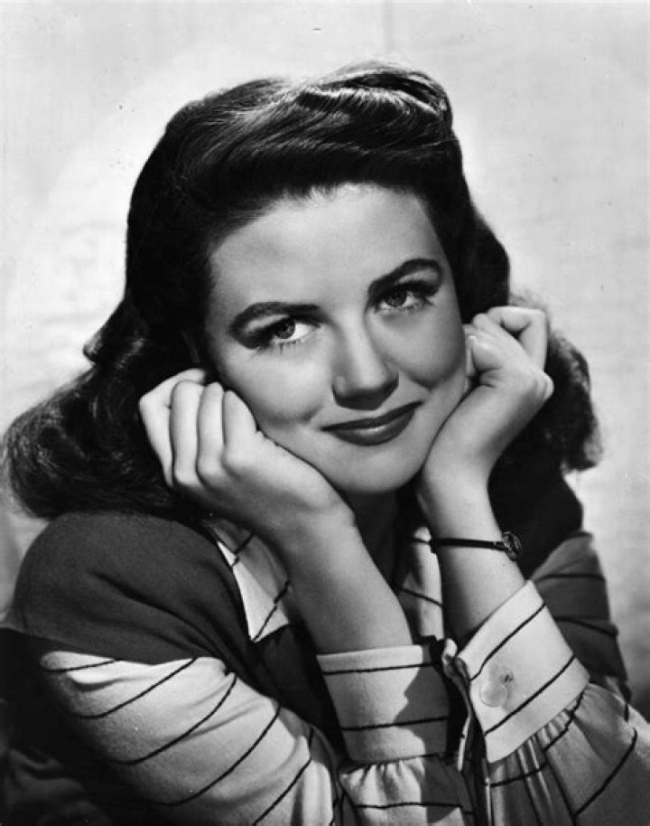 Dorothy Malone Net Worth - Wiki, Age, Weight and Height, Relationships, Family, and More
