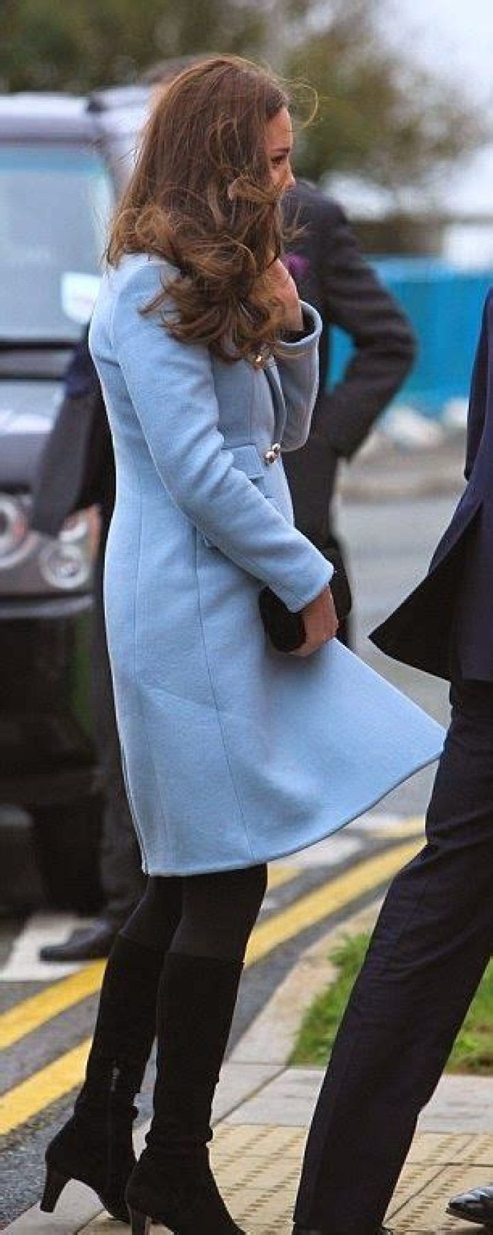 Duchess Kate in a pale blue Matthew Williamson coat: buttony perfection?