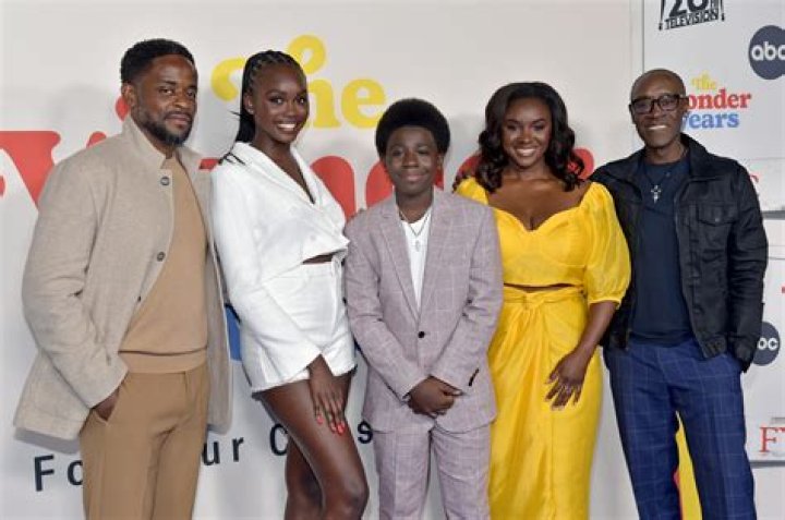 Dule Hill Net Worth - Wiki, Age, Weight and Height, Relationships, Family, and More