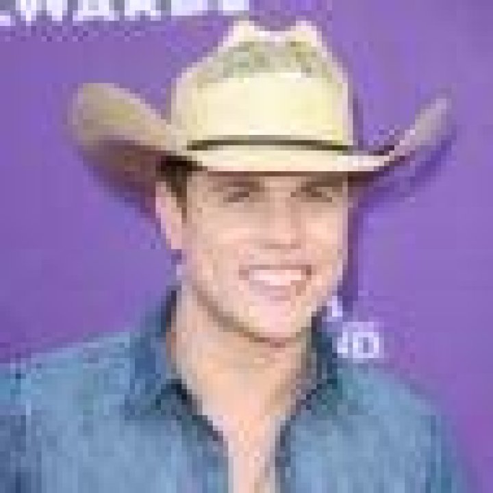 Dustin Lynch Bio (Wiki) 