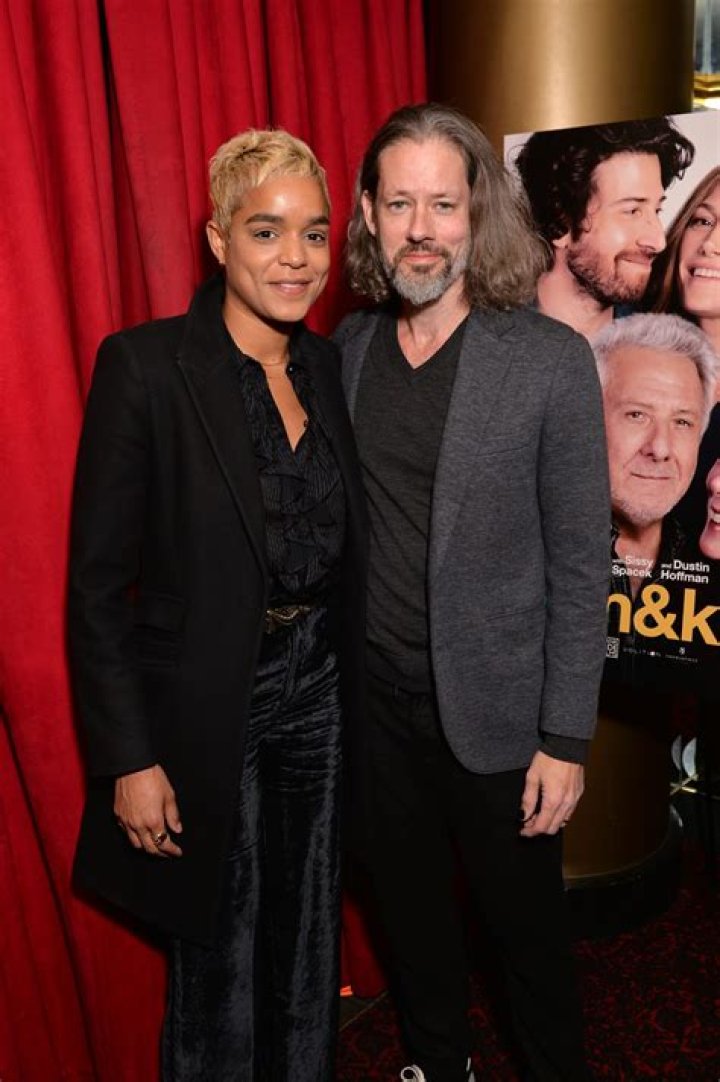 Elizabeth Ludlow Net Worth - Wiki, Age, Weight and Height, Relationships, Family, and More