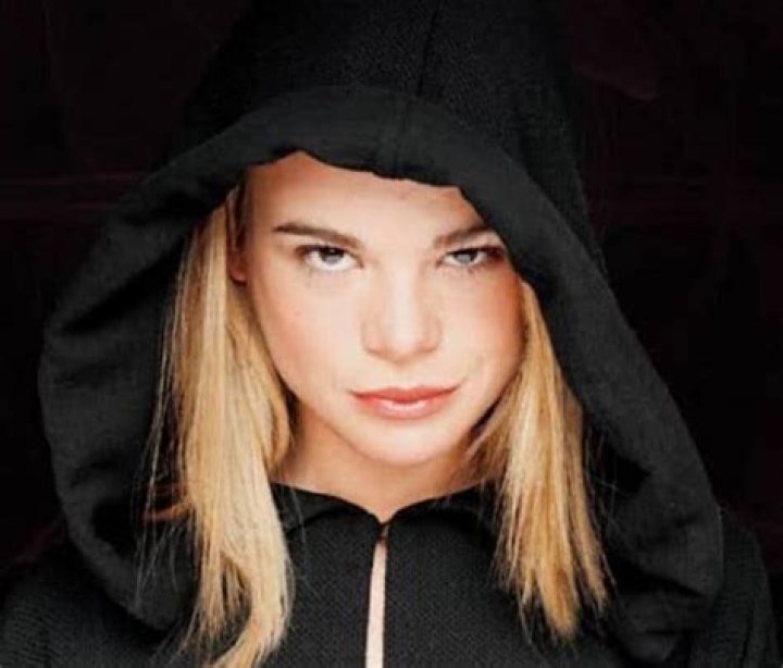 Ellen Muth Bio (Wiki) 