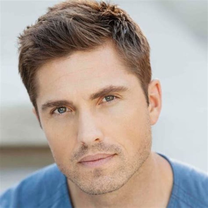 Eric Winter Bio (Wiki) 