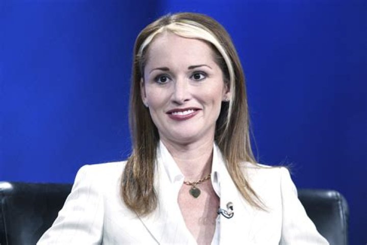 Fake psychic medium Allison Dubois weighs in on Russell Armstrong’s suicide