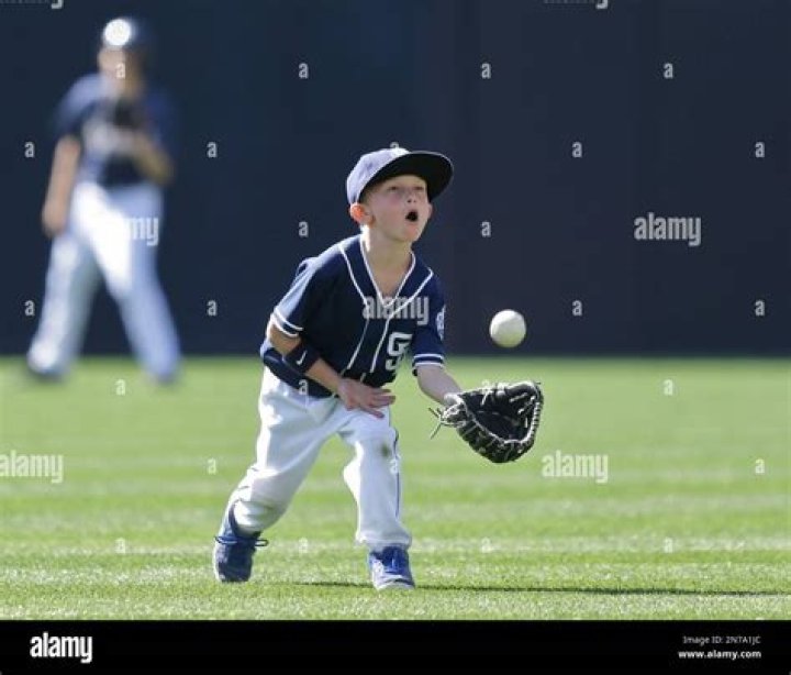 Famous Baseball Outfielder, Mark Kotsay's Wife Jamie Kotsay Is Now Mother Of Three