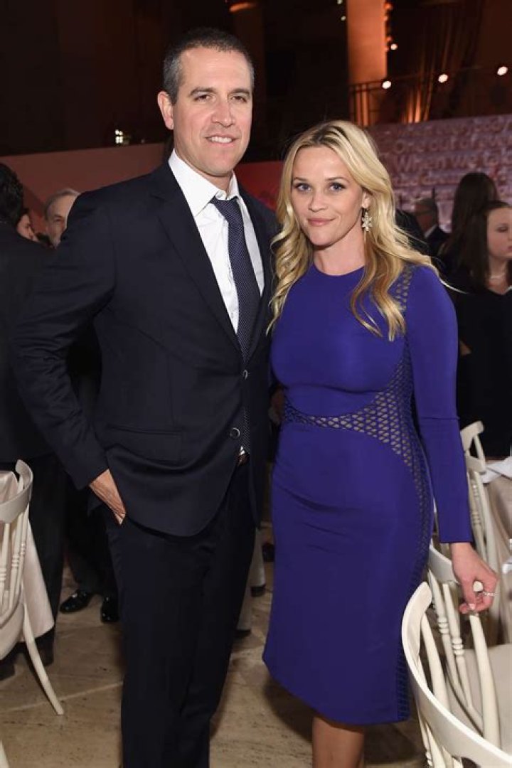 Find Out The Real Reason Behind Reese Witherspoon and Jim Toth’s Divorce!
